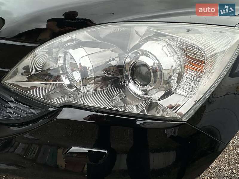 Внедорожник / Кроссовер Honda CR-V 2012 в Черновцах