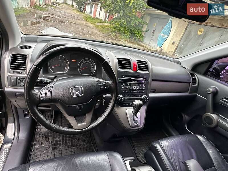 Внедорожник / Кроссовер Honda CR-V 2012 в Черновцах