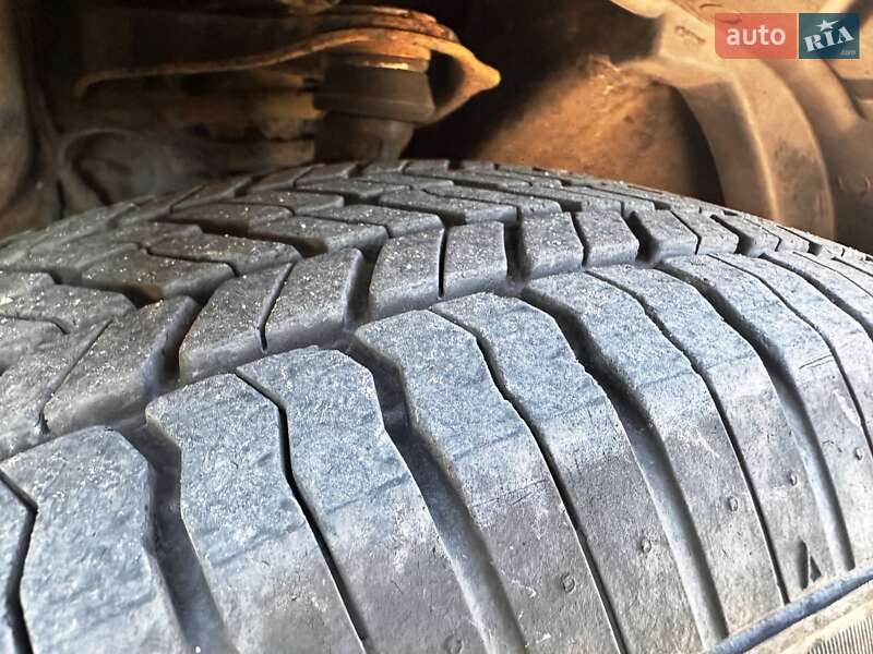 Внедорожник / Кроссовер Honda CR-V 2001 в Запорожье