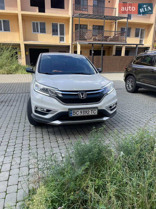 Внедорожник / Кроссовер Honda CR-V 2015 в 
