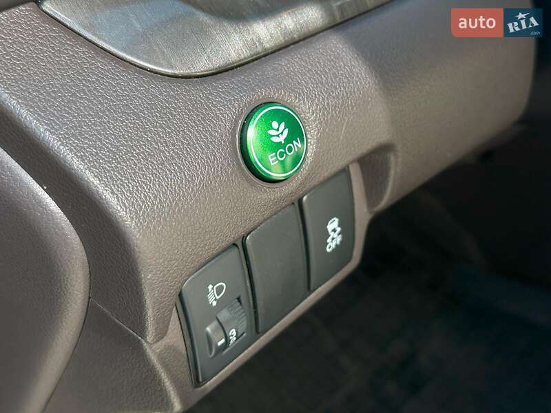 Внедорожник / Кроссовер Honda CR-V 2013 в Одессе