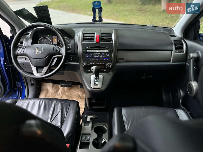 Внедорожник / Кроссовер Honda CR-V 2010 в Черновцах