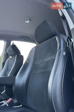 Внедорожник / Кроссовер Honda CR-V 2012 в 