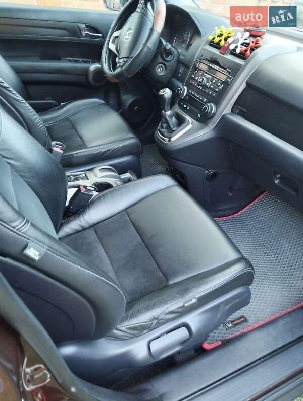 Позашляховик / Кросовер Honda CR-V 2011 в Гайсину