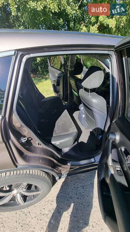 Внедорожник / Кроссовер Honda CR-V 2011 в Ахтырке