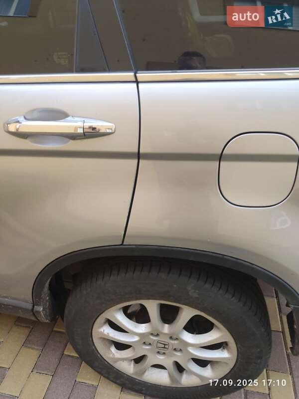 Позашляховик / Кросовер Honda CR-V 2008 в Рівному