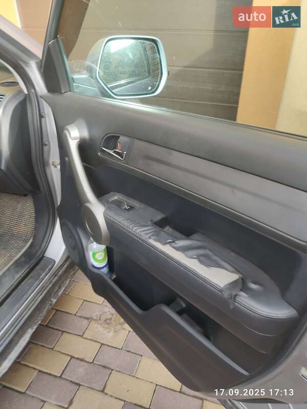 Позашляховик / Кросовер Honda CR-V 2008 в Рівному