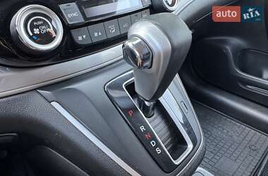 Внедорожник / Кроссовер Honda CR-V 2015 в 