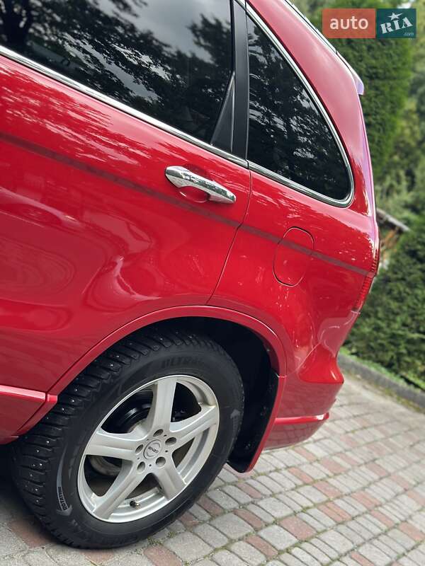Внедорожник / Кроссовер Honda CR-V 2011 в Дрогобыче