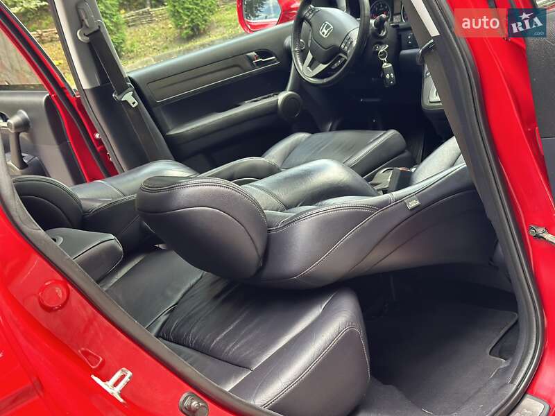 Внедорожник / Кроссовер Honda CR-V 2011 в Дрогобыче