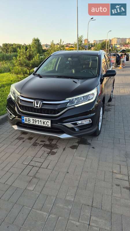 Внедорожник / Кроссовер Honda CR-V 2016 в Хмельницком