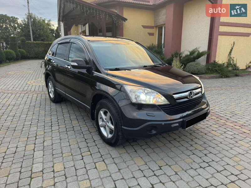 Внедорожник / Кроссовер Honda CR-V 2008 в Косове