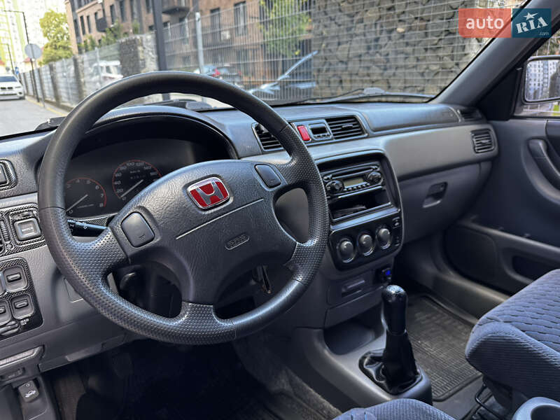Внедорожник / Кроссовер Honda CR-V 2000 в Ивано-Франковске