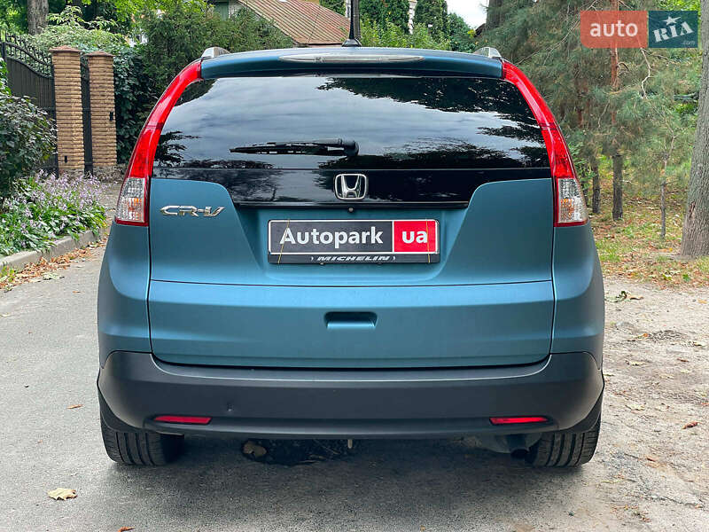 Позашляховик / Кросовер Honda CR-V 2014 в Києві