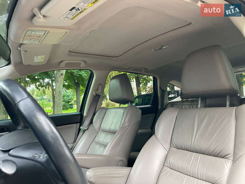 Позашляховик / Кросовер Honda CR-V 2014 в Києві