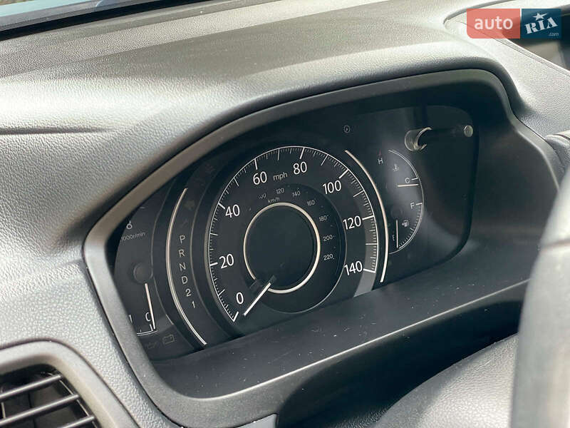 Позашляховик / Кросовер Honda CR-V 2014 в Києві