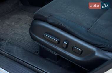 Позашляховик / Кросовер Honda CR-V 2015 в  фото 18 Позашляховик / Кросовер Honda CR-V 2015 в