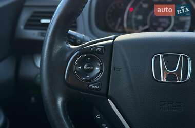 Позашляховик / Кросовер Honda CR-V 2015 в  фото 30 Позашляховик / Кросовер Honda CR-V 2015 в