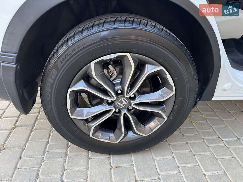 Внедорожник / Кроссовер Honda CR-V 2021 в Черноморске