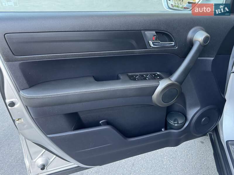 Позашляховик / Кросовер Honda CR-V 2012 в Києві фото 39 Позашляховик / Кросовер Honda CR-V 2012 в Києві
