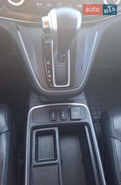 Внедорожник / Кроссовер Honda CR-V 2015 в 
