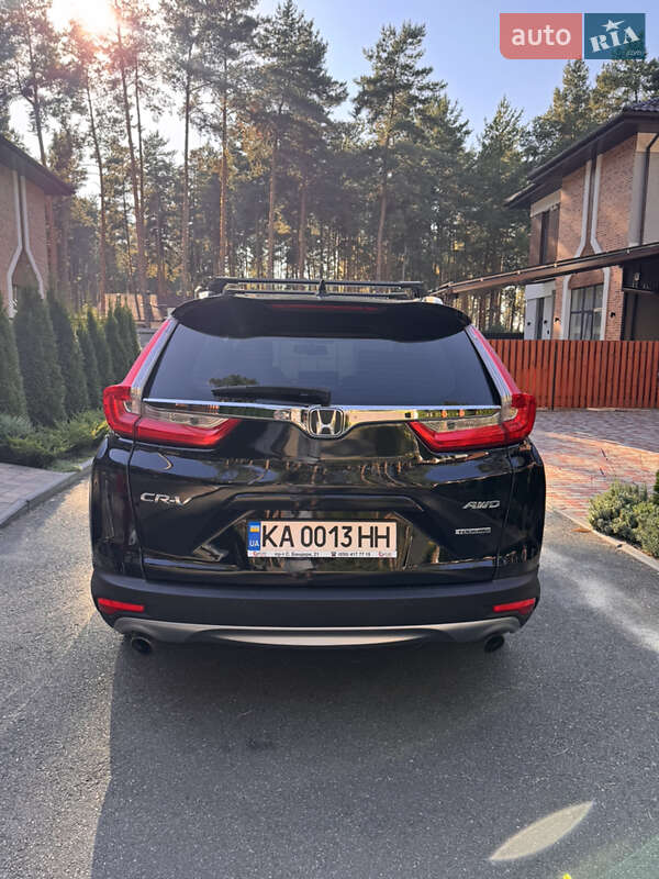 Позашляховик / Кросовер Honda CR-V 2017 в Києві