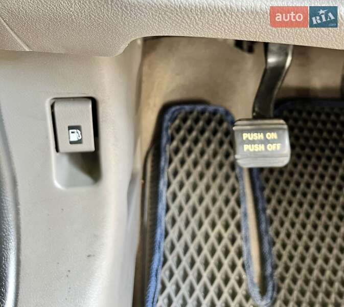 Внедорожник / Кроссовер Honda CR-V 2011 в Тернополе