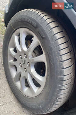 Внедорожник / Кроссовер Honda CR-V 2008 в 
