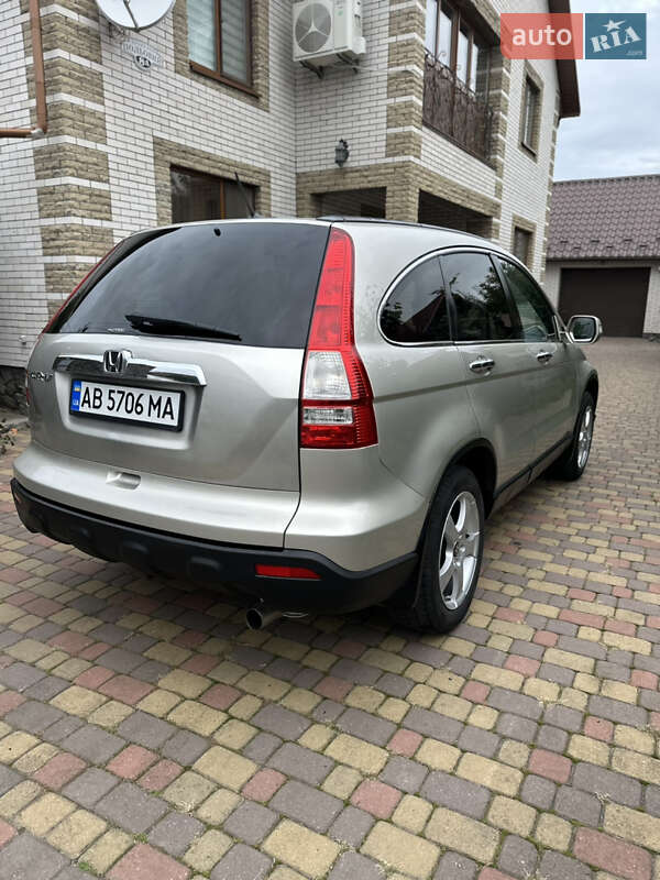 Внедорожник / Кроссовер Honda CR-V 2007 в Виннице