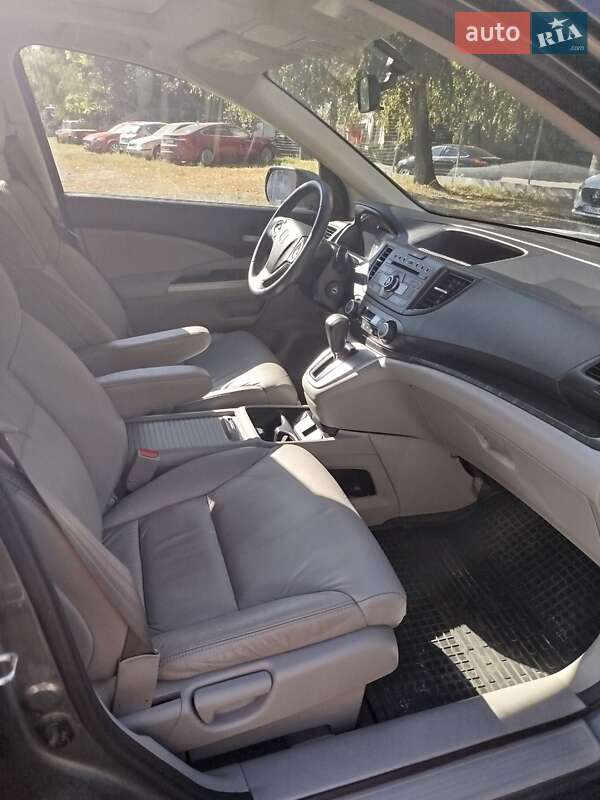 Внедорожник / Кроссовер Honda CR-V 2014 в Харькове
