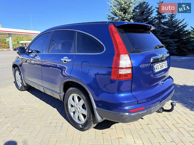 Внедорожник / Кроссовер Honda CR-V 2011 в Харькове