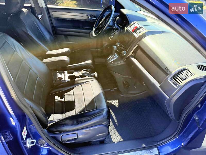 Внедорожник / Кроссовер Honda CR-V 2011 в Харькове