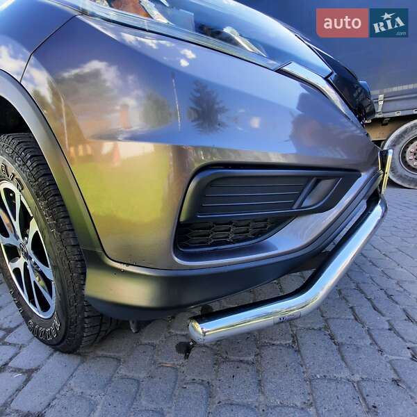 Внедорожник / Кроссовер Honda CR-V 2015 в Ивано-Франковске
