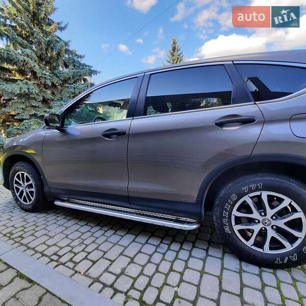 Внедорожник / Кроссовер Honda CR-V 2015 в Ивано-Франковске