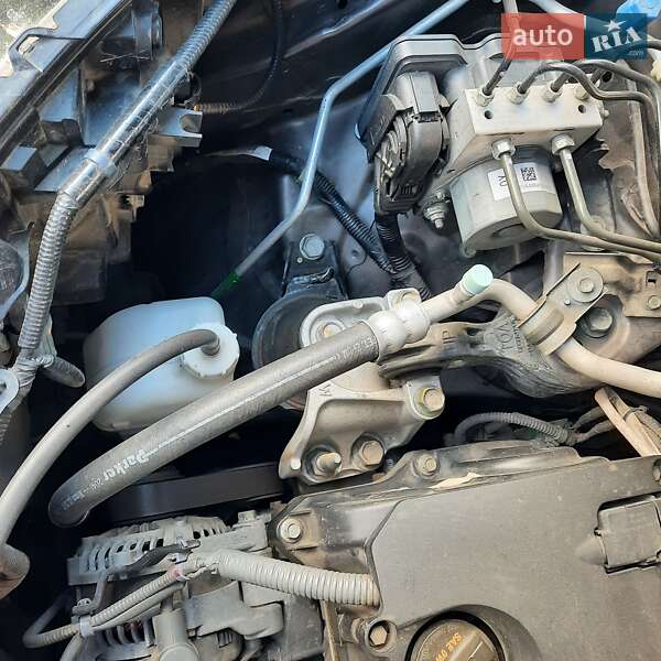 Внедорожник / Кроссовер Honda CR-V 2015 в Ивано-Франковске