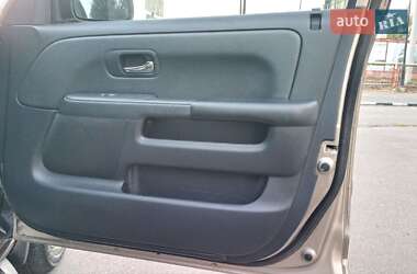 Внедорожник / Кроссовер Honda CR-V 2005 в 