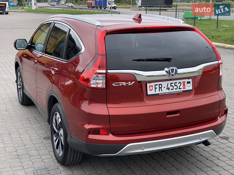 Внедорожник / Кроссовер Honda CR-V 2015 в Радивилове
