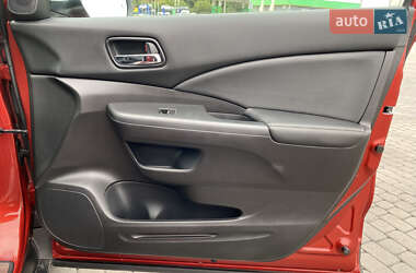Внедорожник / Кроссовер Honda CR-V 2015 в 