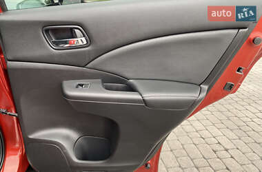 Внедорожник / Кроссовер Honda CR-V 2015 в 