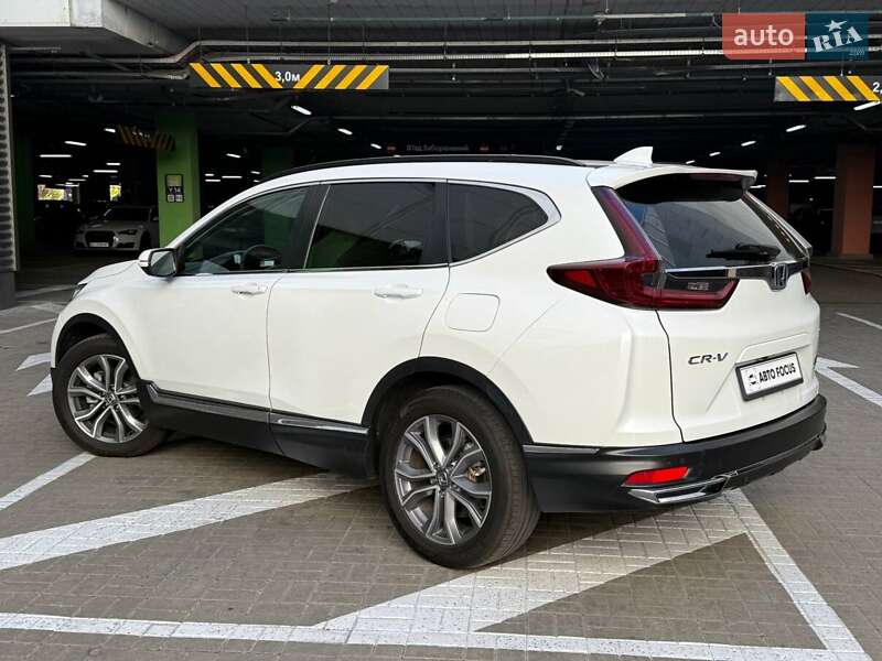 Внедорожник / Кроссовер Honda CR-V 2020 в Киеве
