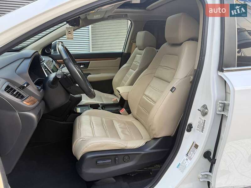 Внедорожник / Кроссовер Honda CR-V 2020 в Киеве