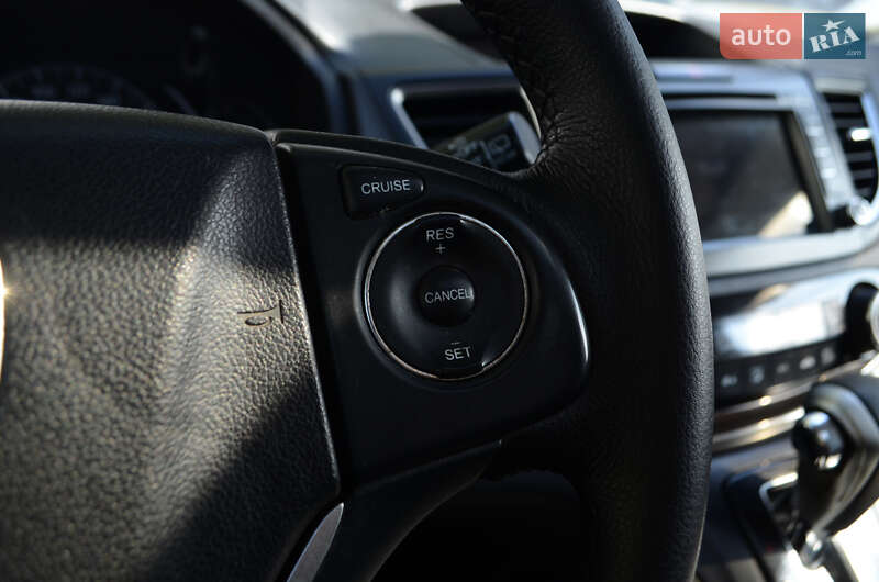 Внедорожник / Кроссовер Honda CR-V 2016 в Киеве