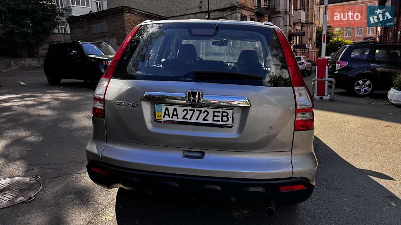 Внедорожник / Кроссовер Honda CR-V 2007 в Киеве