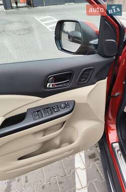 Внедорожник / Кроссовер Honda CR-V 2015 в 