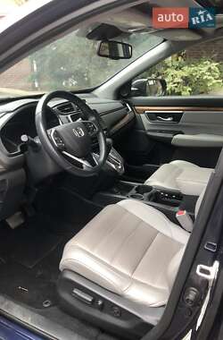 Внедорожник / Кроссовер Honda CR-V 2019 в 