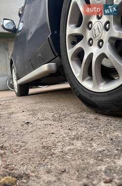 Внедорожник / Кроссовер Honda CR-V 2007 в 