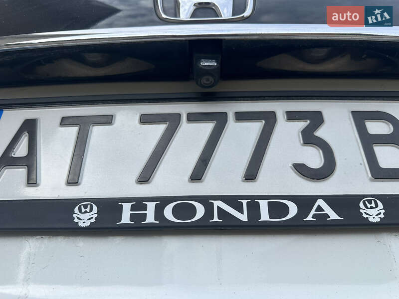 Внедорожник / Кроссовер Honda CR-V 2014 в Ивано-Франковске