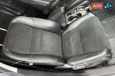 Внедорожник / Кроссовер Honda CR-V 2011 в 