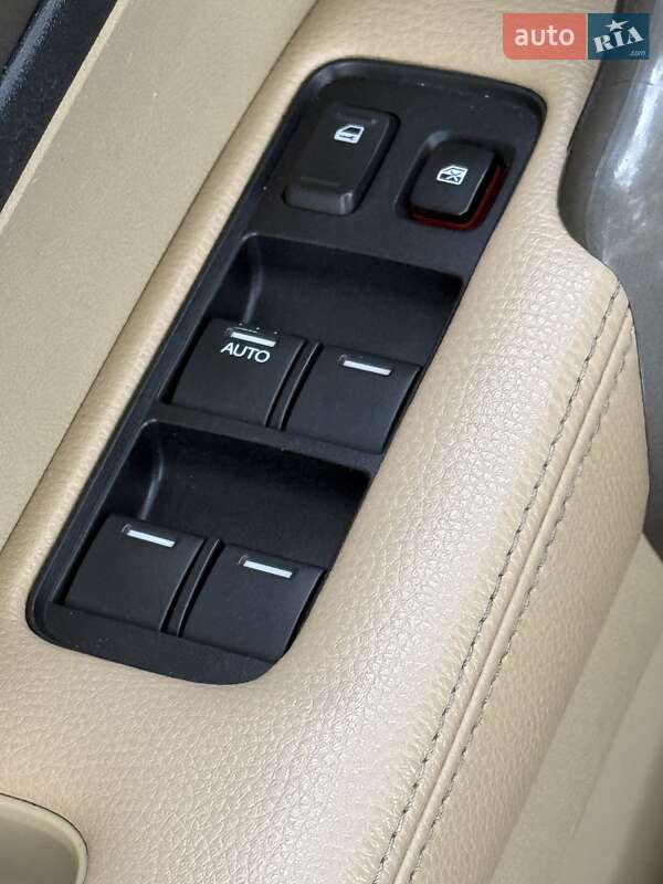 Внедорожник / Кроссовер Honda CR-V 2009 в Киеве