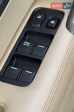 Внедорожник / Кроссовер Honda CR-V 2009 в 